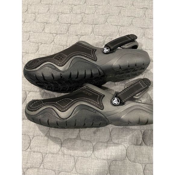 Men’s Crocs Comfort Swiftwater Black Leather Clogs.  Size 9 - Picture 3 of 5